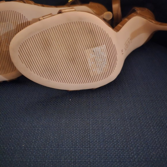 Ralph Lauren Brown Stiletto Heels with Strappy Design - Picture 5 of 9